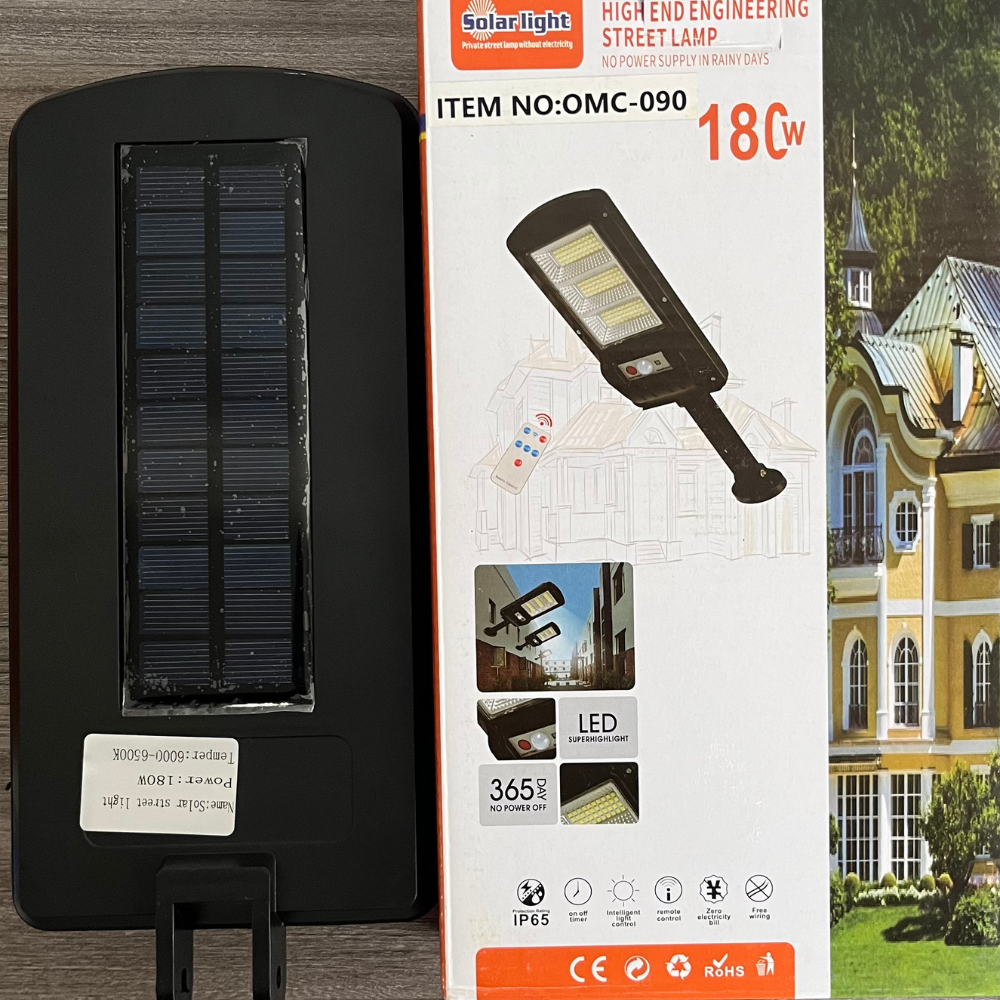 REFLECTOR 30 W CON PANEL SOLAR + SENSOR DE MOVIMIENTO + CONTROL